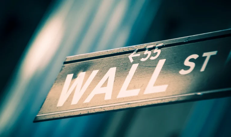 Strategiczna retencja pracowników w firmie - analiza GoldenHR