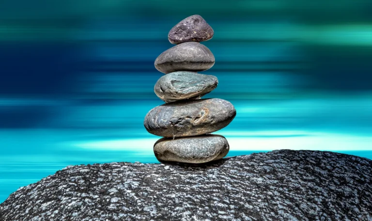 Lider buduje bezpieczeństwo psychologiczne — zaufanie i swobodny przepływ informacji w zespole